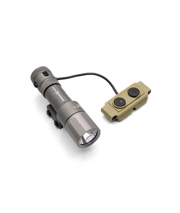 Tactical Cloud Defensive Full Size REIN 2.0 MCH Single Output Flashlight 1400 Lumens Weapon Light